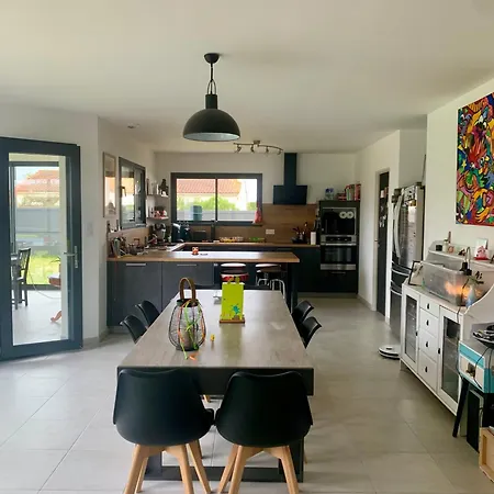 Belle Maison Avec Piscine * Marennes (Charente-Maritime)