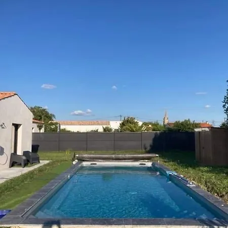 Belle Maison Avec Piscine * Marennes (Charente-Maritime)